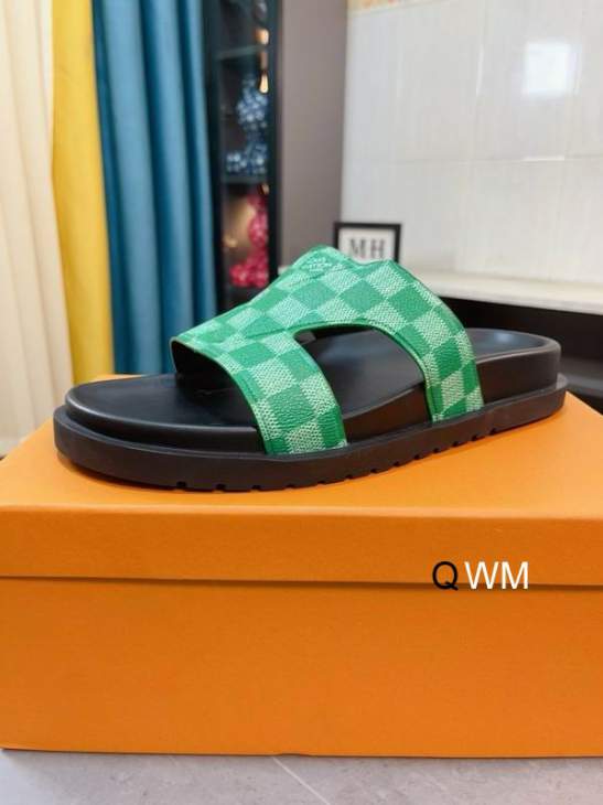 Picture of Louis Vuitton Slippers _SKULVsz38-45WM0801259